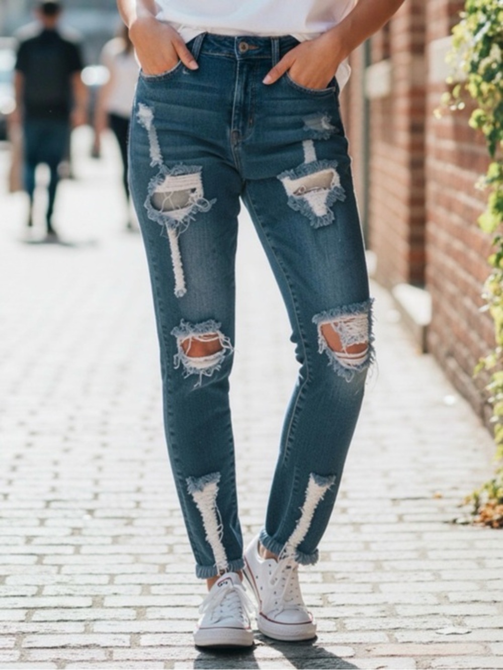 S.O.N.G. Curvy High-Rise Distressed Dark Blue Women's Skinny Jeans 5/27